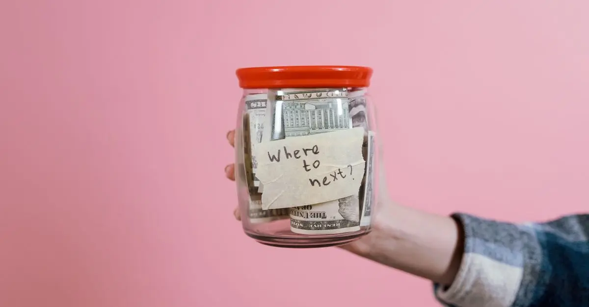 Planifier un voyage en solo avec un budget limité
